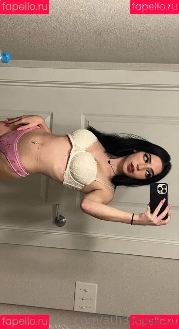 ath3nalyn33 Onlyfans Photo Gallery 