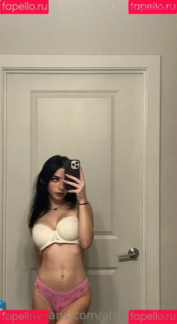 ath3nalyn33 Onlyfans Photo Gallery 