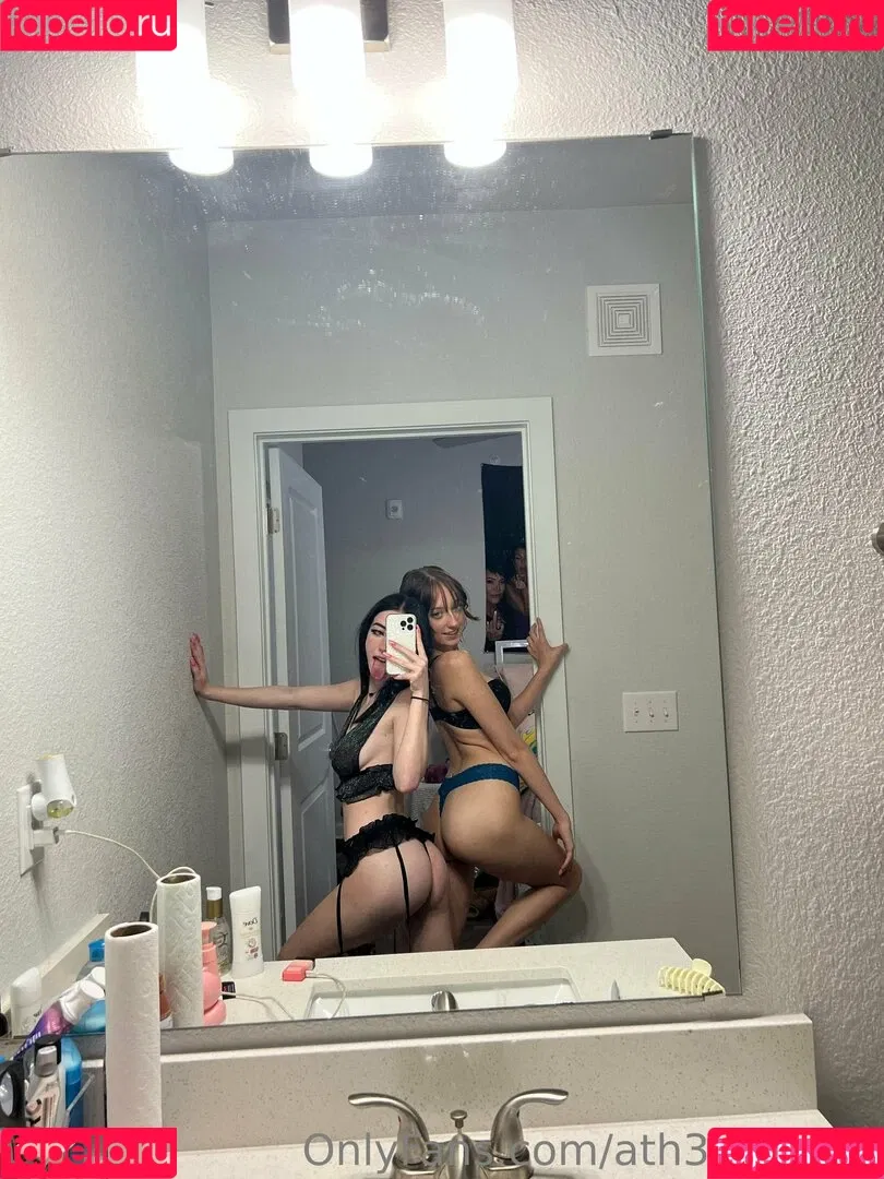 ath3nalyn33 Onlyfans Photo Gallery 
