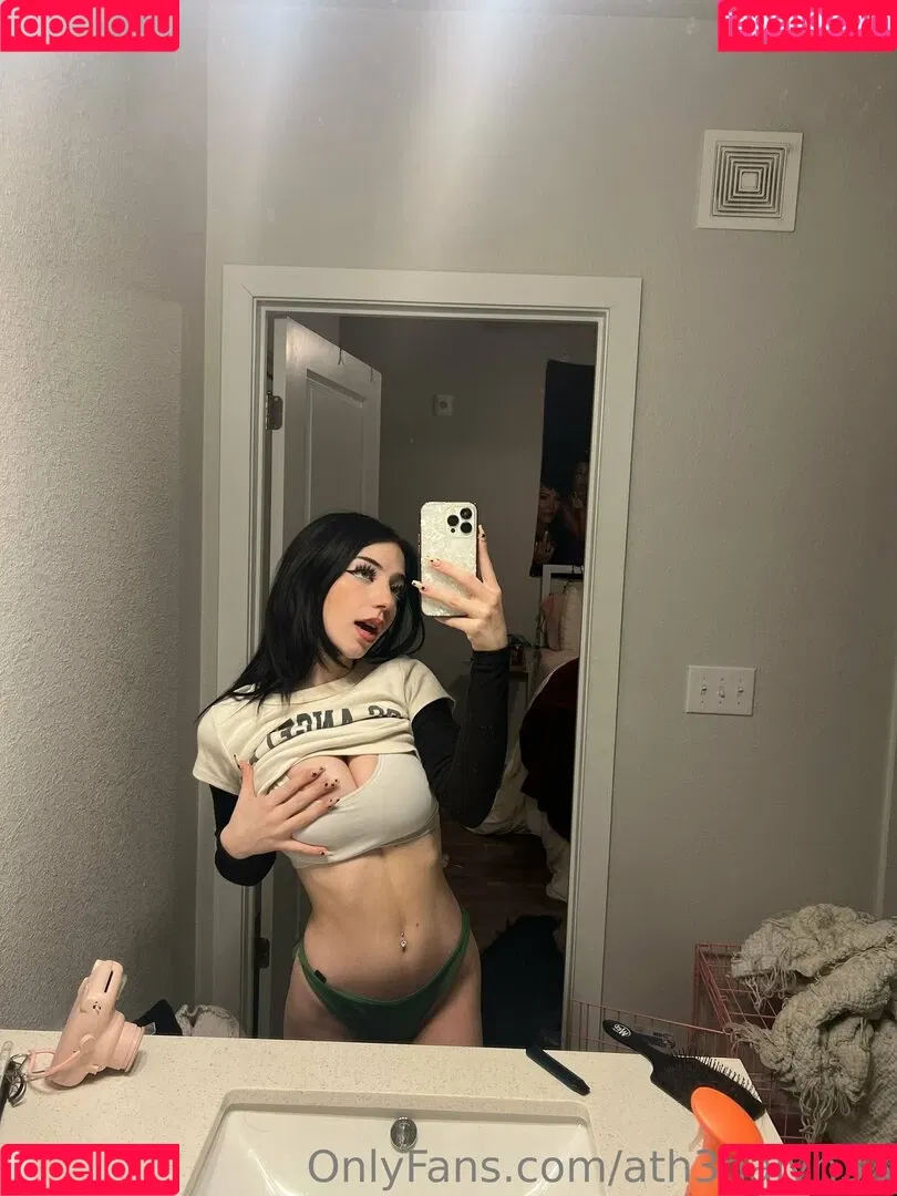 ath3nalyn33 Onlyfans Photo Gallery 