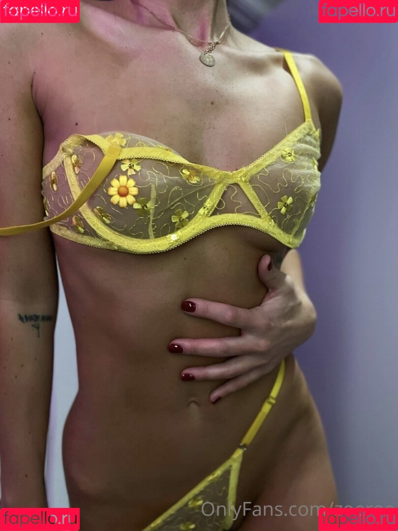 Zoe Roe Onlyfans Photo Gallery 