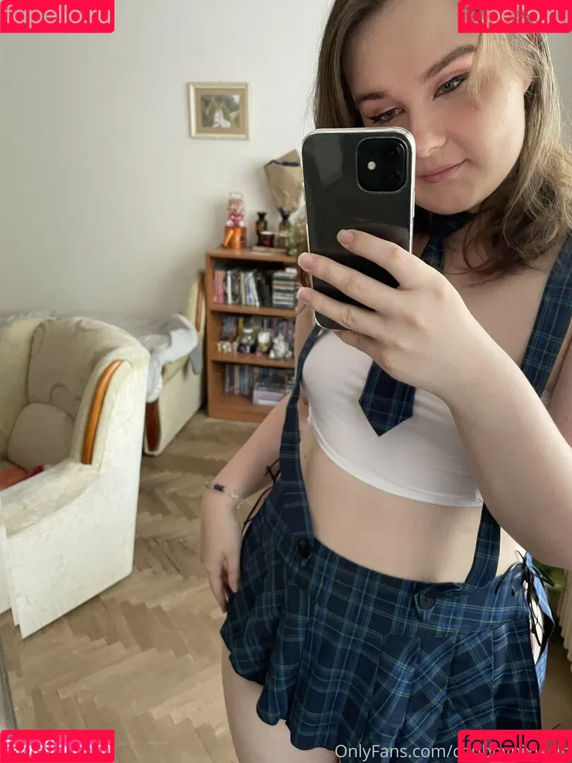chubbynixiesin Onlyfans Photo Gallery 