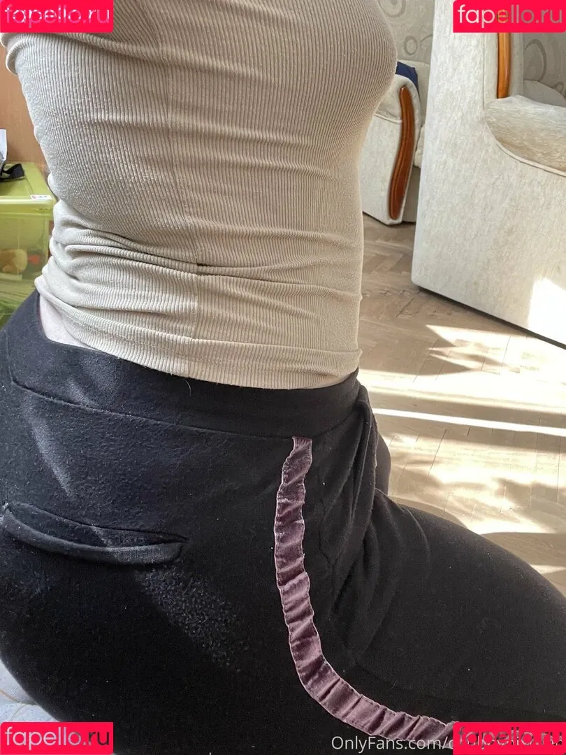 chubbynixiesin Onlyfans Photo Gallery 