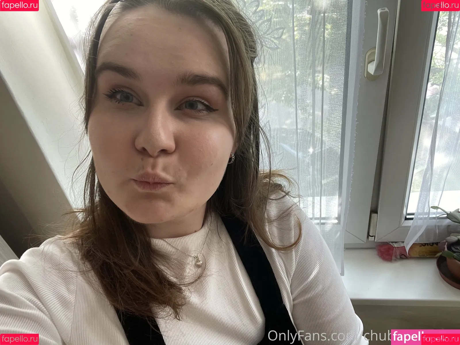 chubbynixiesin Onlyfans Photo Gallery 