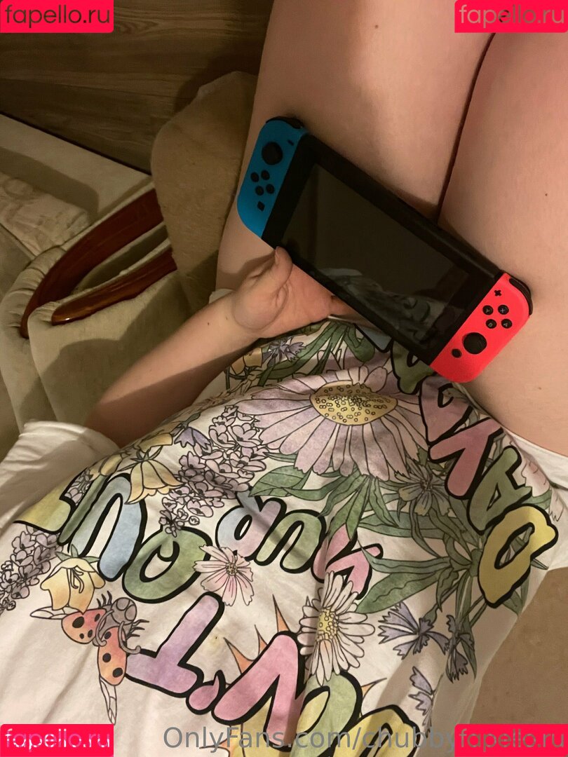 chubbynixiesin Onlyfans Photo Gallery 