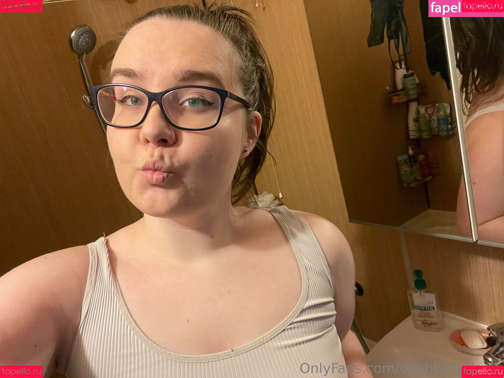 chubbynixiesin Onlyfans Photo Gallery 