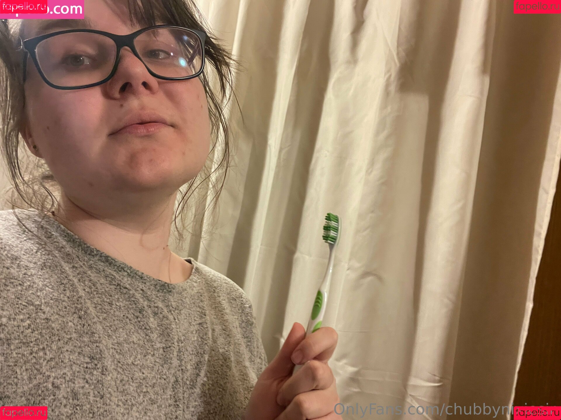 chubbynixiesin Onlyfans Photo Gallery 