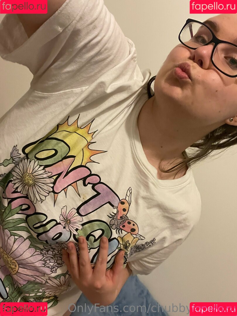 chubbynixiesin Onlyfans Photo Gallery 