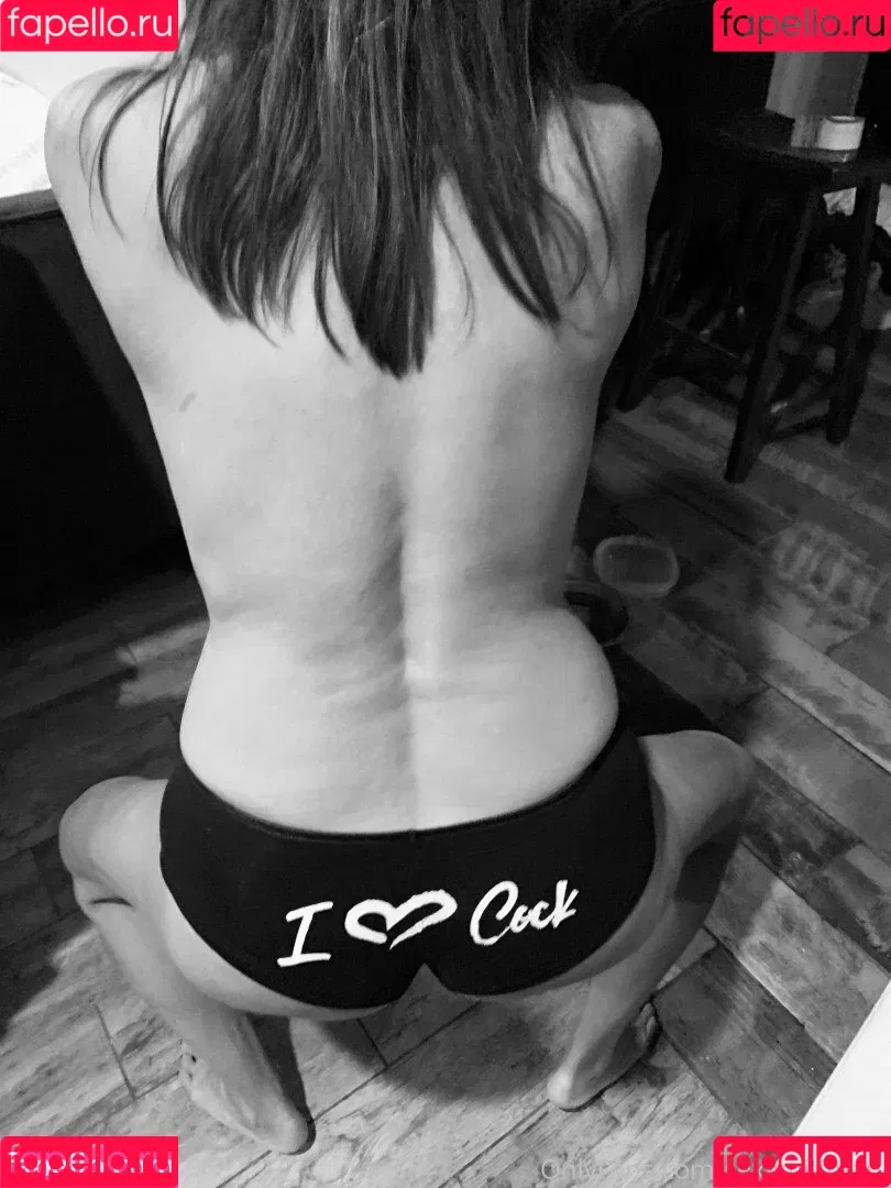 Mary Burke Onlyfans Photo Gallery 