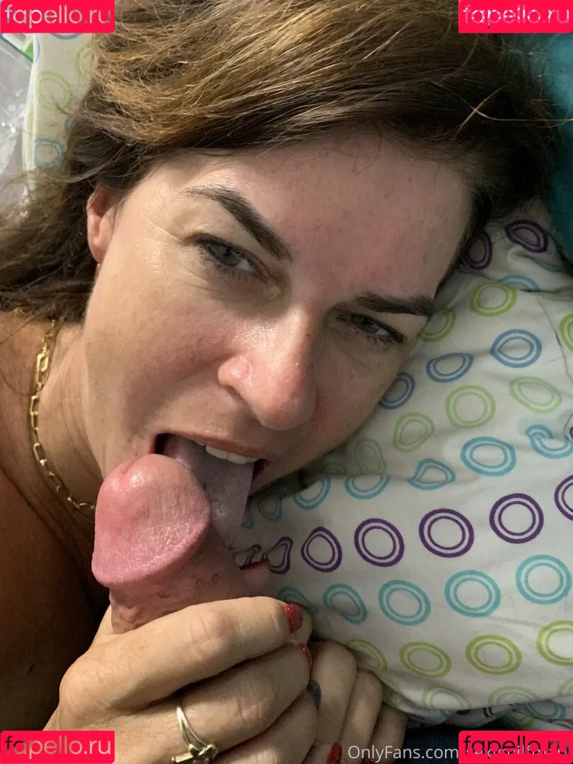 Mary Burke Onlyfans Photo Gallery 