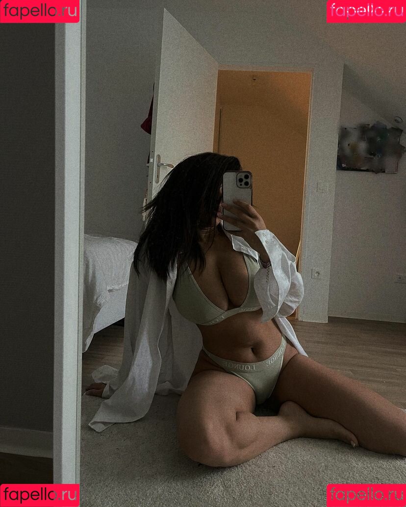 Ashleyroseglam Onlyfans Photo Gallery 