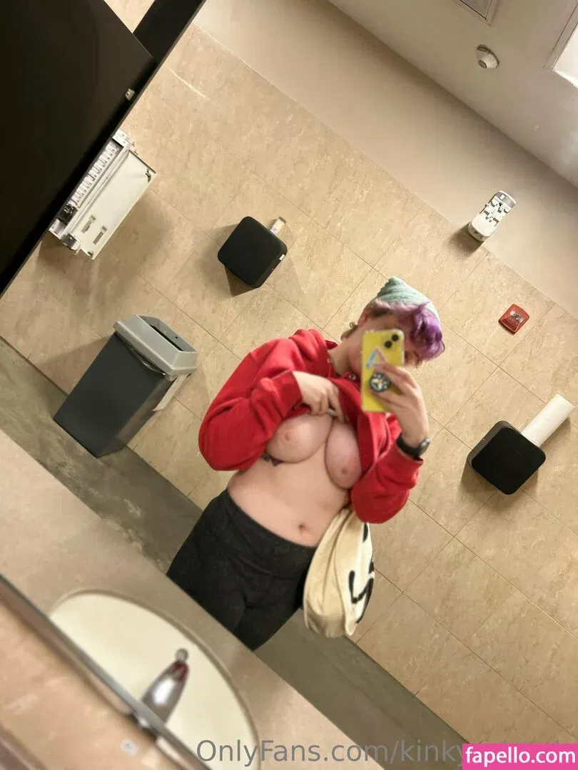 kinky_clouds Onlyfans Photo Gallery 