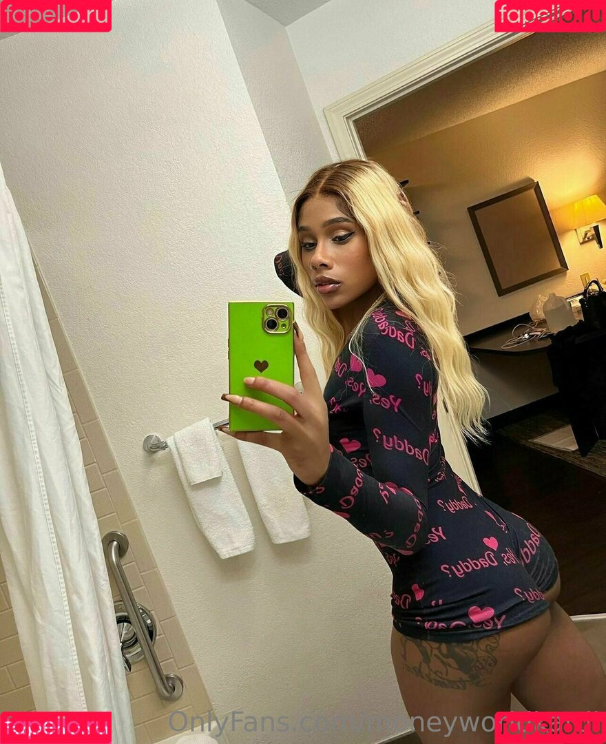 moneyworldkardi Nude Onlyfans Photo 37