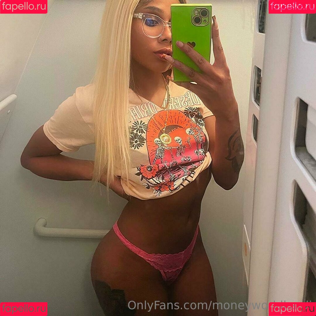 moneyworldkardi Nude Onlyfans Photo 35