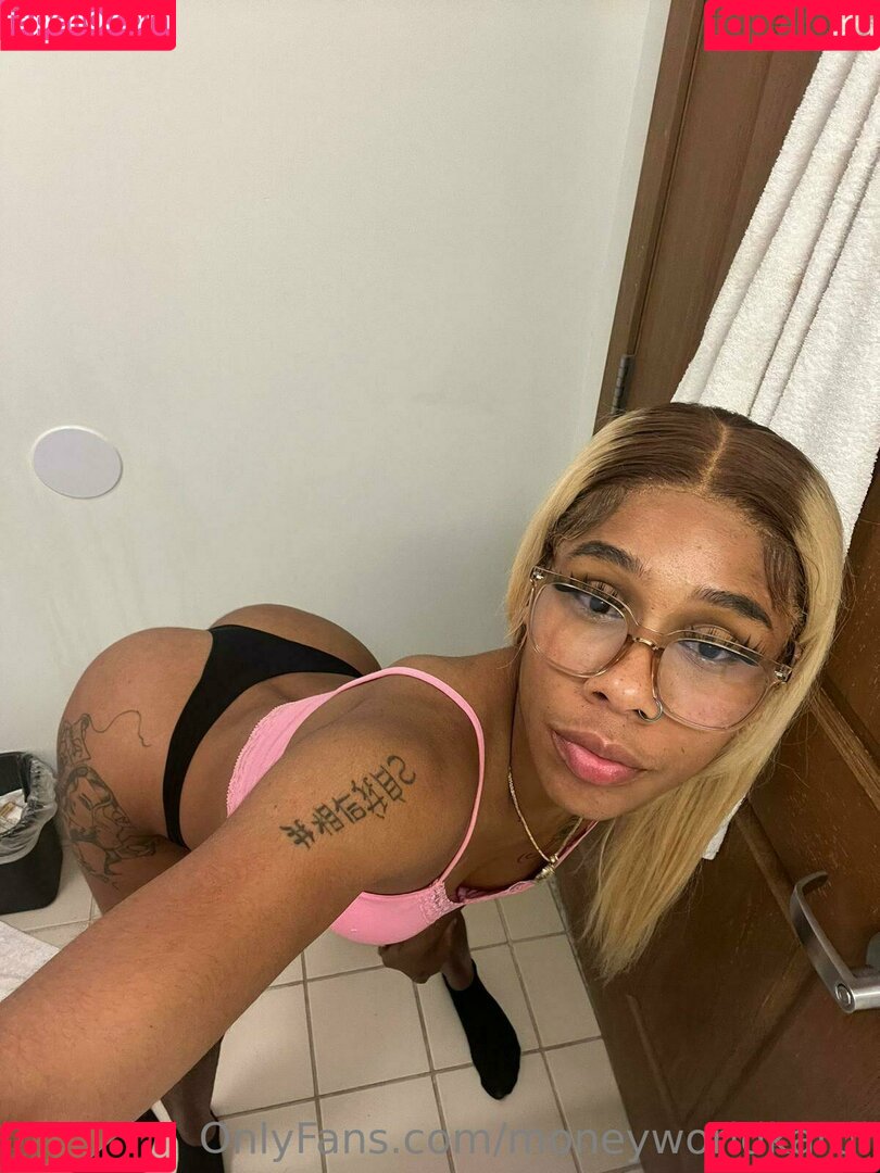 moneyworldkardi Nude Onlyfans Photo 16