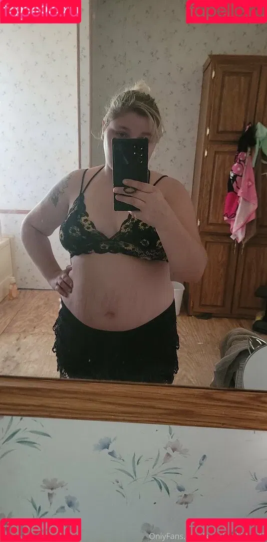 katiebugkitty122 Onlyfans Photo Gallery 
