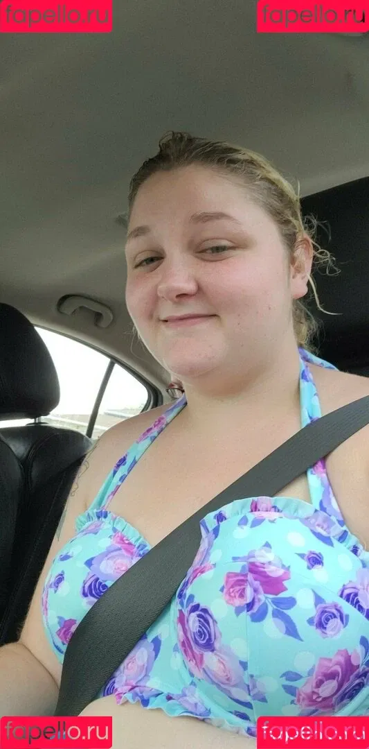 katiebugkitty122 Onlyfans Photo Gallery 