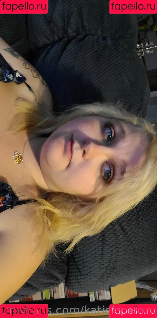 katiebugkitty122 Onlyfans Photo Gallery 