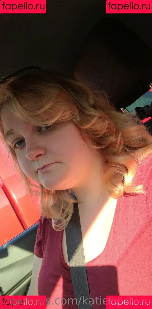 katiebugkitty122 Onlyfans Photo Gallery 