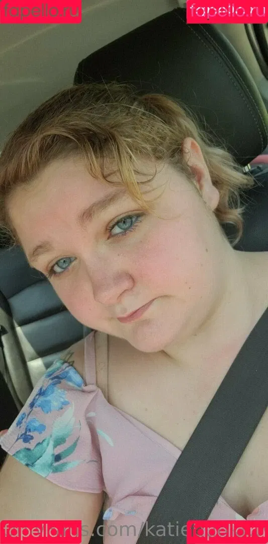 katiebugkitty122 Onlyfans Photo Gallery 