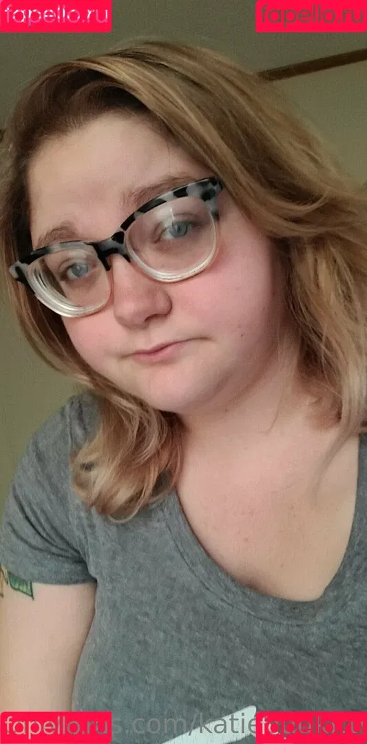 katiebugkitty122 Onlyfans Photo Gallery 