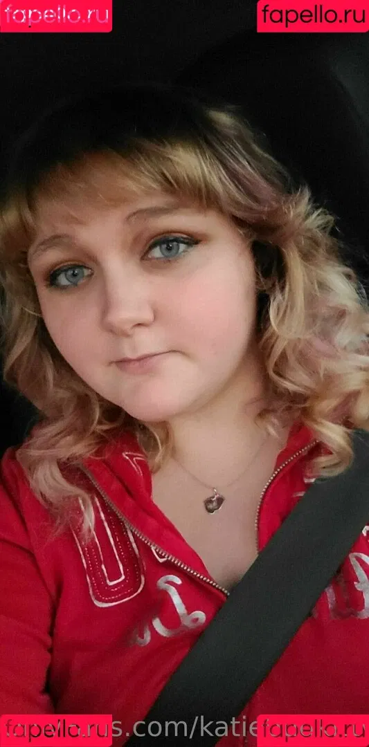 katiebugkitty122 Onlyfans Photo Gallery 