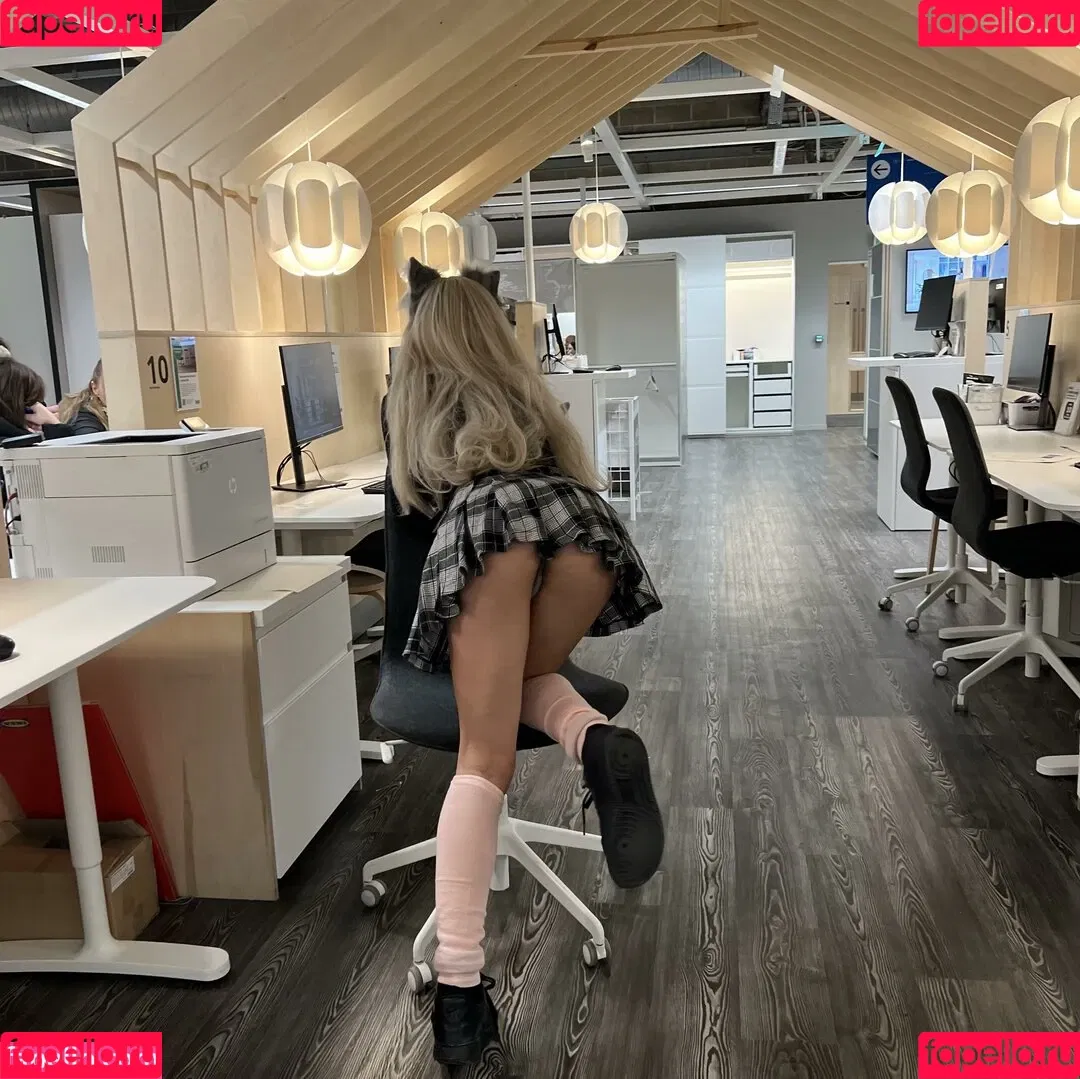 yourgoddessfinn Onlyfans Photo Gallery 