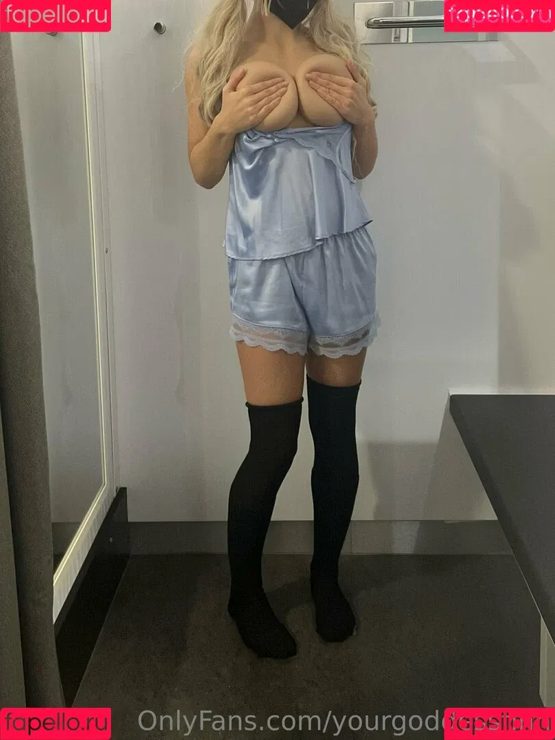 yourgoddessfinn Onlyfans Photo Gallery 