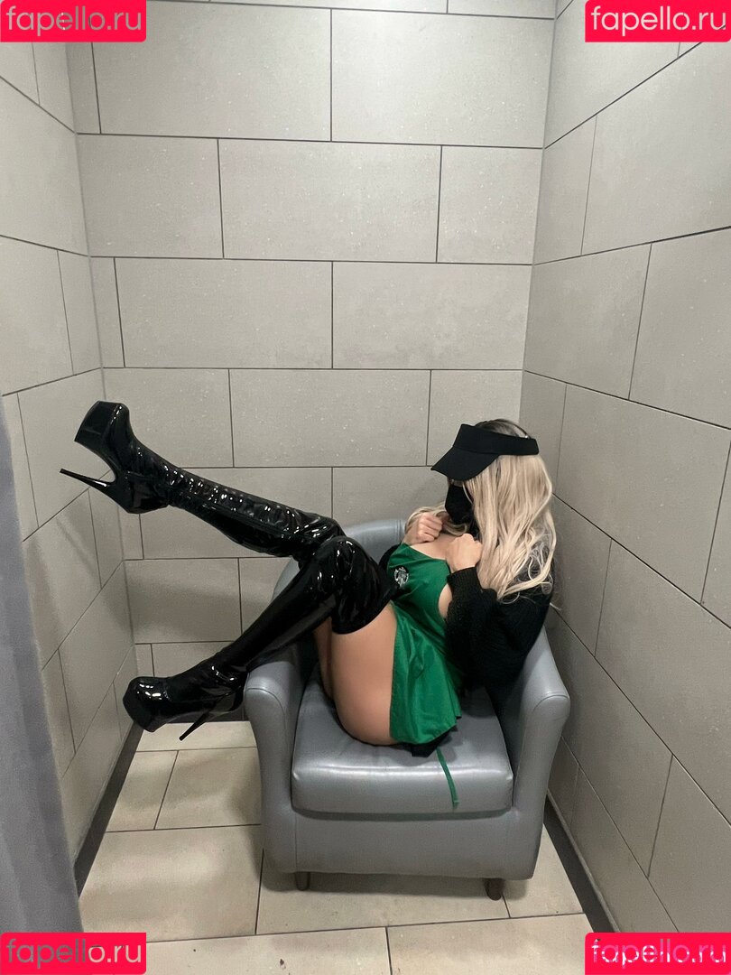 yourgoddessfinn Onlyfans Photo Gallery 