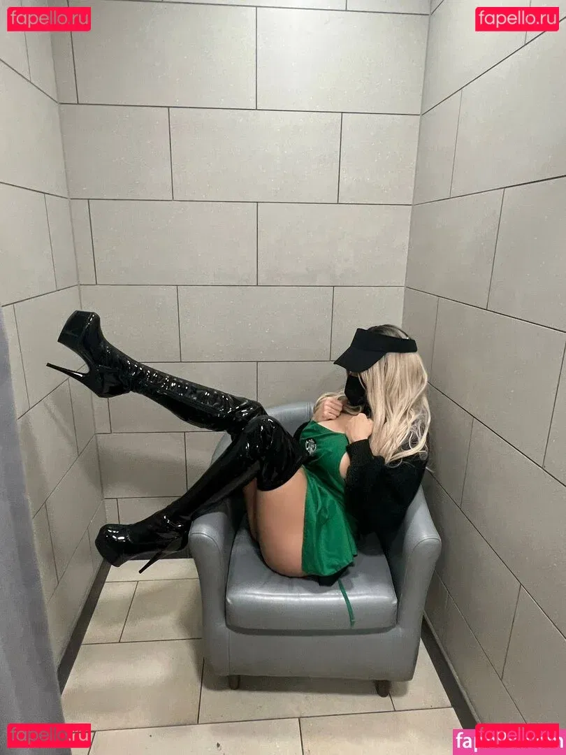 yourgoddessfinn Onlyfans Photo Gallery 