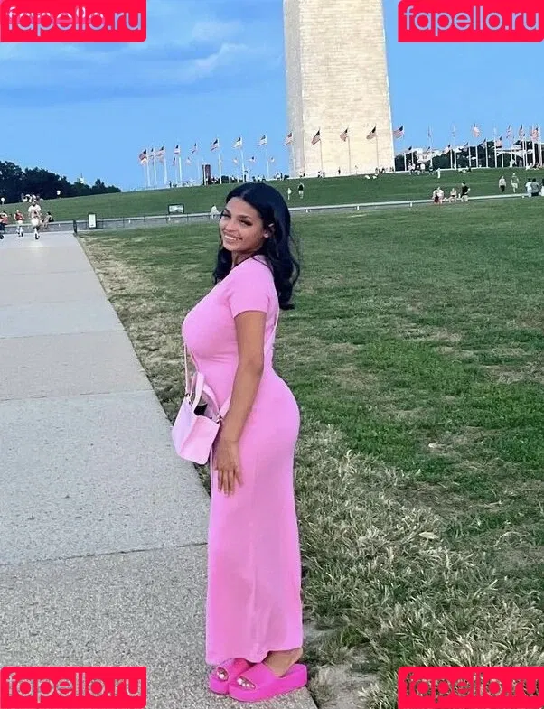 Summer T Onlyfans Photo Gallery 