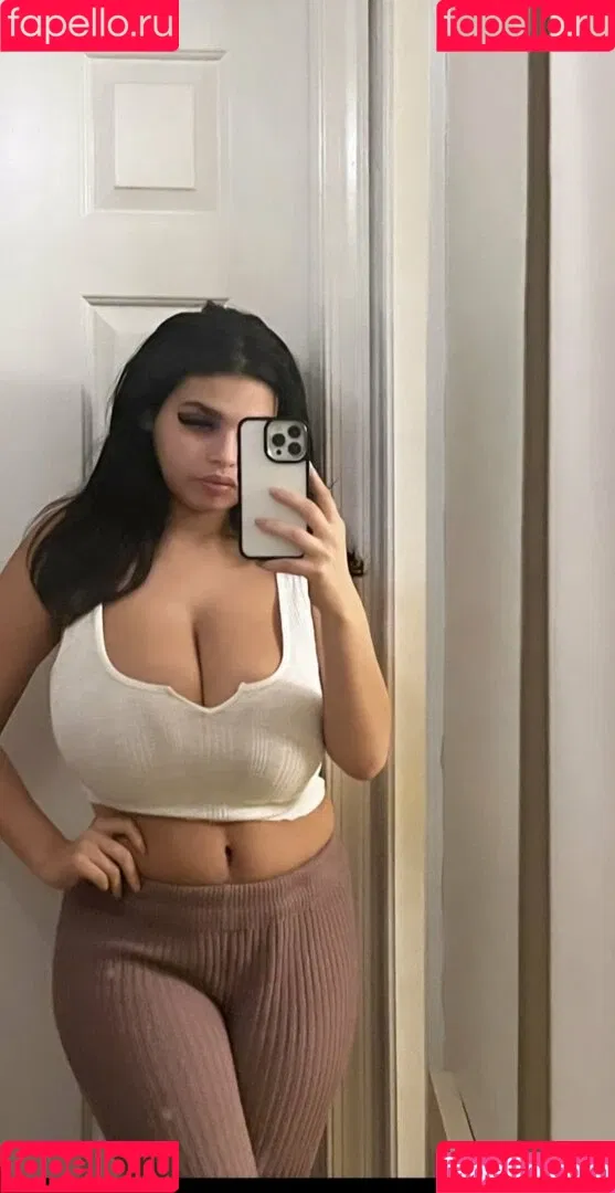 Summer T Onlyfans Photo Gallery 
