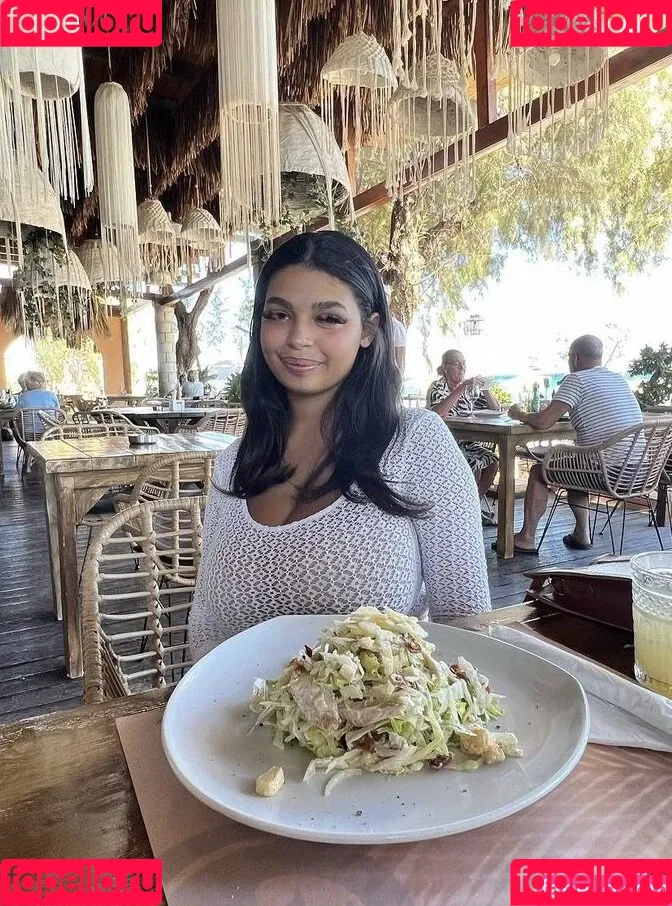 Summer T Onlyfans Photo Gallery 
