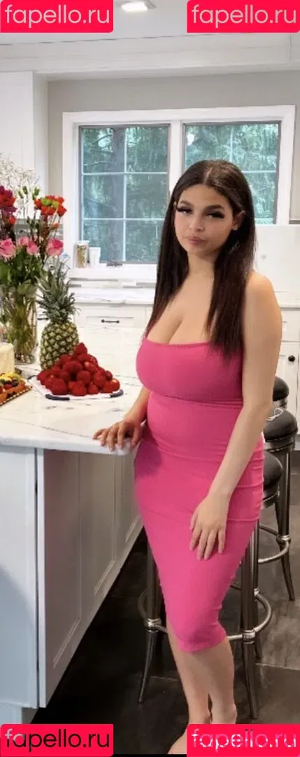 Summer T Onlyfans Photo Gallery 