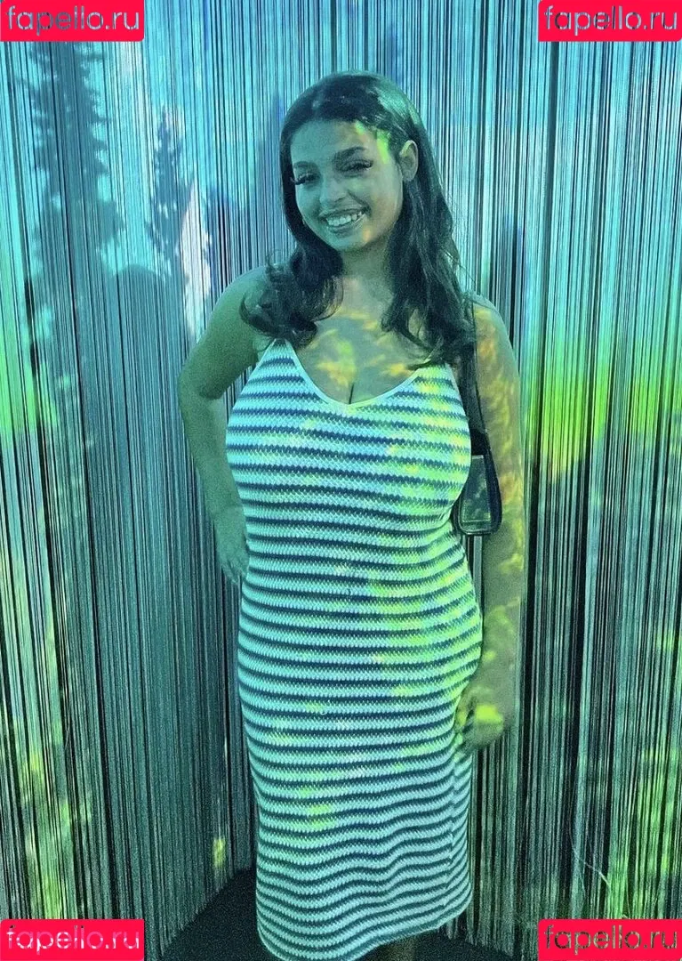 Summer T Onlyfans Photo Gallery 