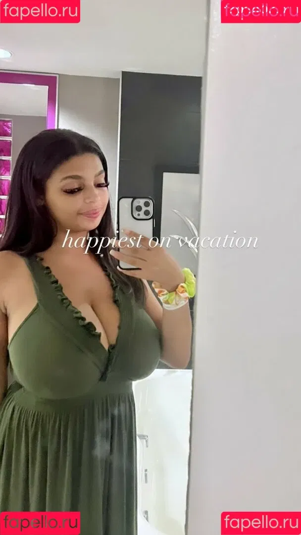 Summer T Onlyfans Photo Gallery 