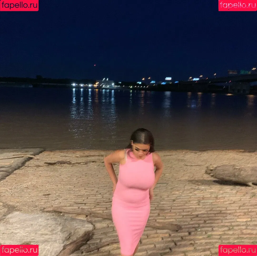 Summer T Onlyfans Photo Gallery 