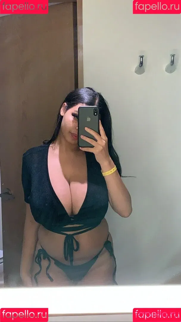 Summer T Onlyfans Photo Gallery 