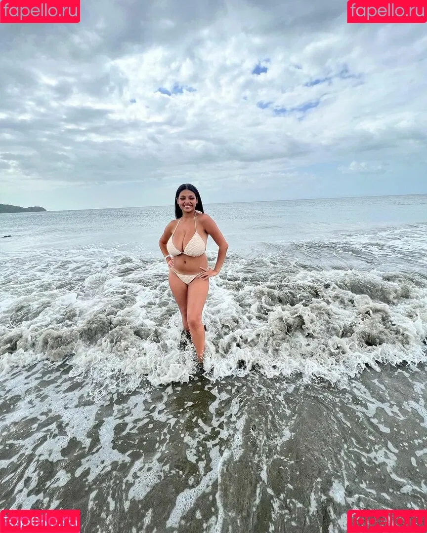 Summer T Onlyfans Photo Gallery 