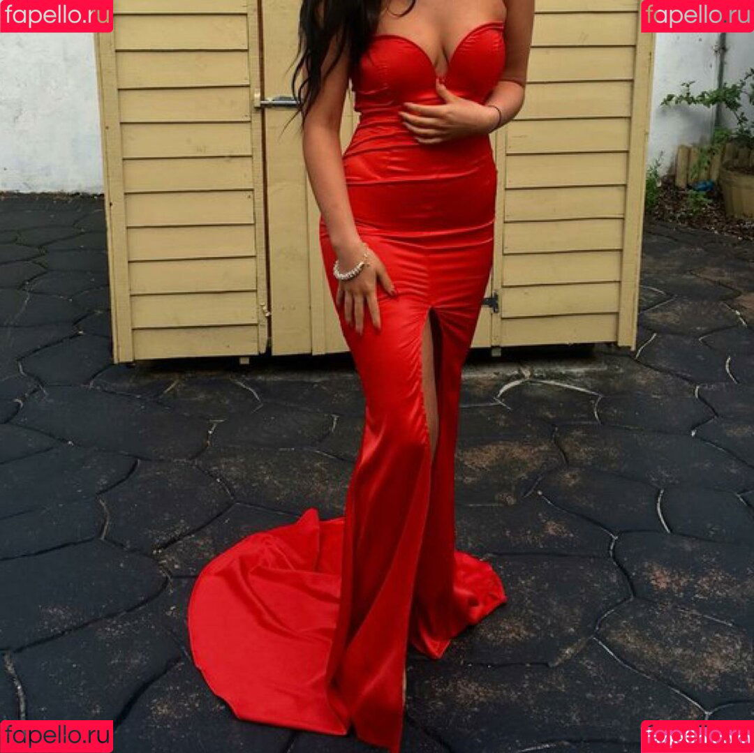 Erin Lally Onlyfans Photo Gallery 