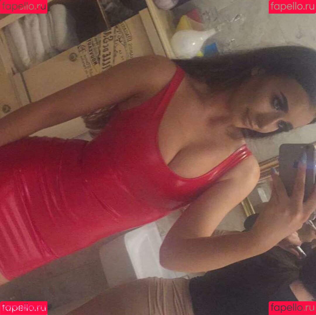 Erin Lally Onlyfans Photo Gallery 