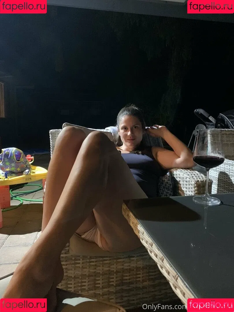 aussielilyfox Onlyfans Photo Gallery 