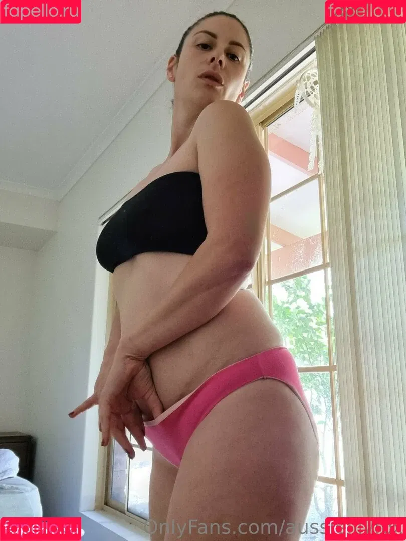 aussielilyfox Onlyfans Photo Gallery 