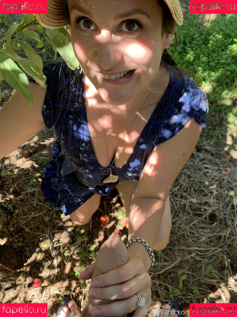 aussielilyfox Onlyfans Photo Gallery 