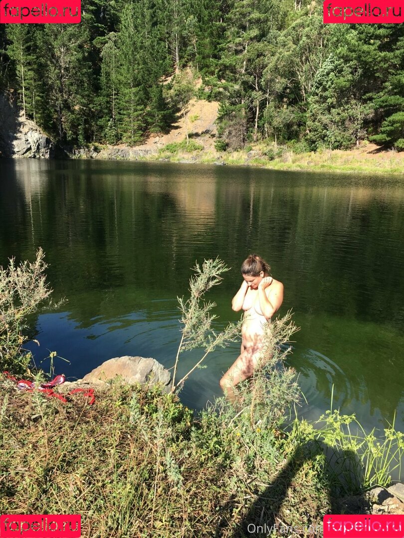 aussielilyfox Onlyfans Photo Gallery 