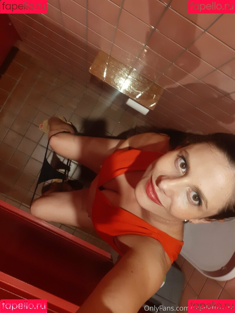 aussielilyfox Onlyfans Photo Gallery 