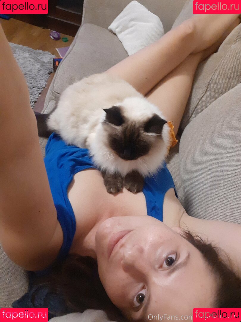 aussielilyfox Onlyfans Photo Gallery 