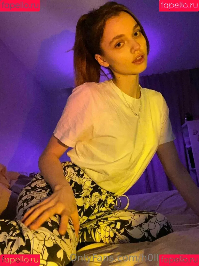h0lly_m0lly Onlyfans Photo Gallery 