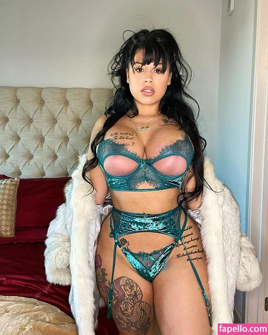 Brilliantly_divine Onlyfans Photo Gallery 