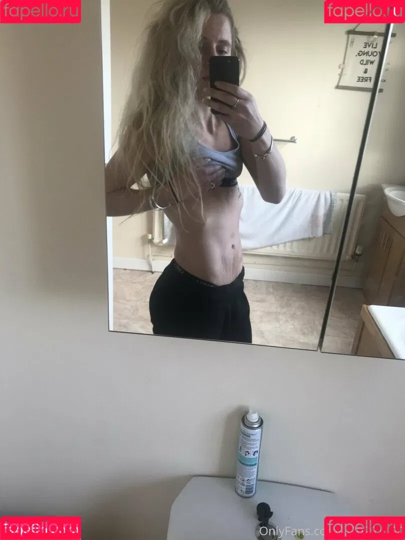 hornycavegirl Onlyfans Photo Gallery 